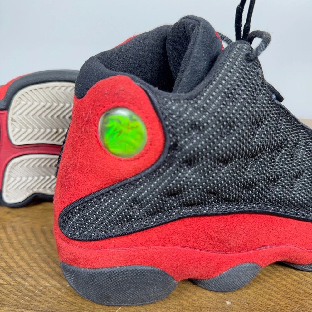 Jordan 13 Retro Shoes Mens 7.5 Womens 9 Black Red Bred Basketball Sneakers 2004
